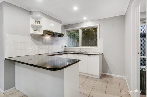 Property photo of 17 Dunsterville Crescent Frankston VIC 3199