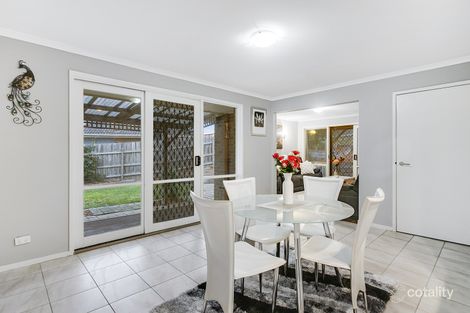 Property photo of 17 Dunsterville Crescent Frankston VIC 3199