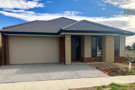 Property photo of 10 Oregan Way Roxburgh Park VIC 3064