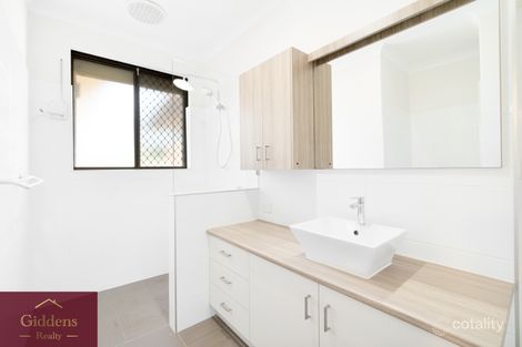 Property photo of 36 Rusthall Way Huntingdale WA 6110