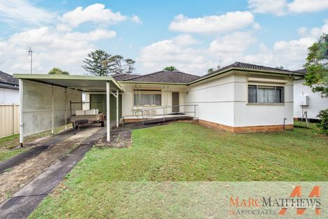 Property photo of 30 Cogra Road Woy Woy NSW 2256