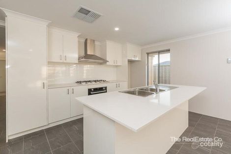 Property photo of 81 Allatoona Avenue Golden Bay WA 6174