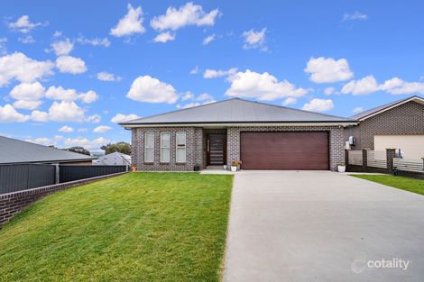 1 Callistemon Cl, Cowra, NSW 2794