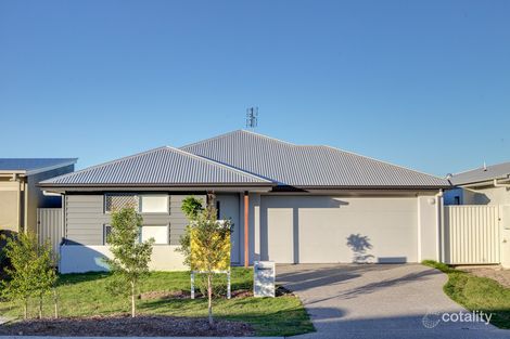 Property photo of 34 Macintyre Crescent Pelican Waters QLD 4551