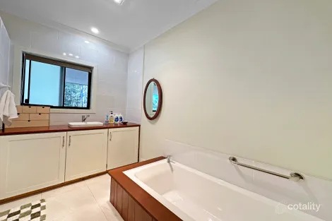 Property photo of 20 Morwong Street Macleay Island QLD 4184