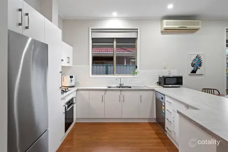 Property photo of 11 Ashwood Circuit Mawson Lakes SA 5095