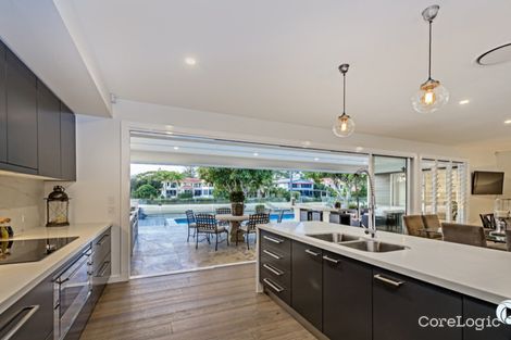 Property photo of 39 Park Avenue Broadbeach Waters QLD 4218