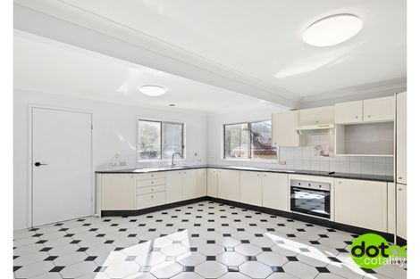 Property photo of 12 Chetwynd Avenue Berkeley Vale NSW 2261