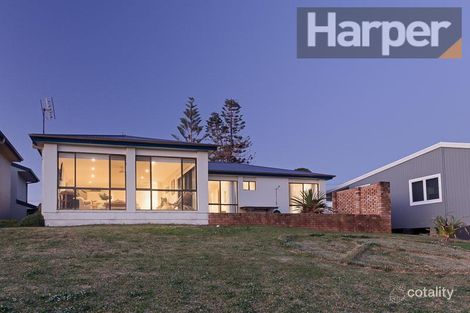 Property photo of 7 Ocean Avenue Anna Bay NSW 2316