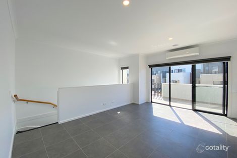 Property photo of 14 Sheba Way Wollert VIC 3750