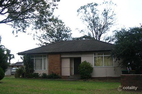 24 Glenview Ave, Revesby, NSW 2212