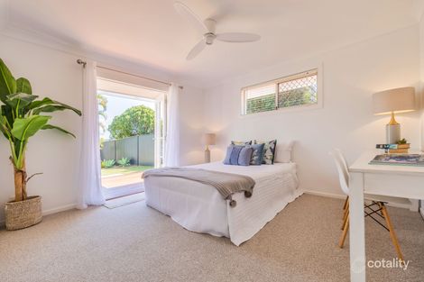 Property photo of 1/34 Wayfarer Avenue Mermaid Waters QLD 4218