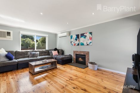 Property photo of 18 Pine Hill Drive Frankston VIC 3199