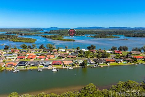Property photo of 22 Palmway Crescent Tuncurry NSW 2428