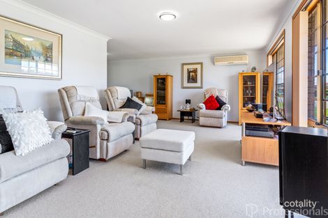 Property photo of 22 Palmway Crescent Tuncurry NSW 2428