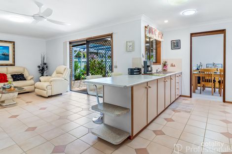 Property photo of 22 Palmway Crescent Tuncurry NSW 2428