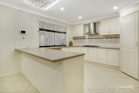 Property photo of 36 Gilberton Crescent Forest Lake QLD 4078
