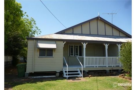 2/11 Henry St, Dalby, QLD 4405