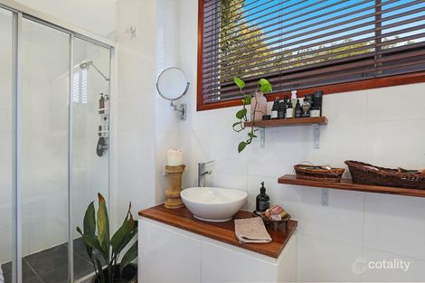 Property photo of 37 Amarina Avenue Mooloolaba QLD 4557