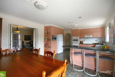 Property photo of 17 Burdekin Drive Albion Park NSW 2527