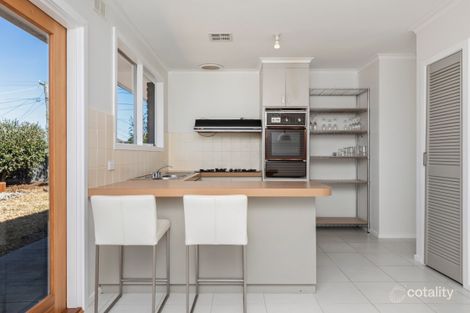 Property photo of 7 Nevana Close Albanvale VIC 3021