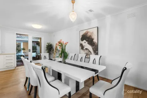 Property photo of 28 Ironbark Drive Templestowe Lower VIC 3107