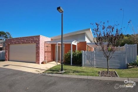 12 Phoenix Dr, Warners Bay, NSW 2282