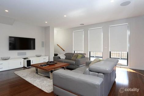 Property photo of 2/19 Gregory Street Oak Park VIC 3046