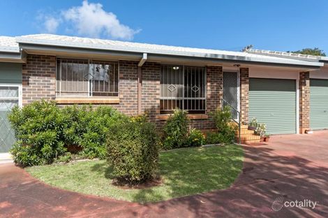 Property photo of 2/335 West Street Harristown QLD 4350