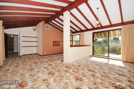 Property photo of 7 Hatton Grove Carine WA 6020