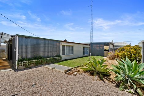 Property photo of 17 Hughes Street Wallaroo SA 5556