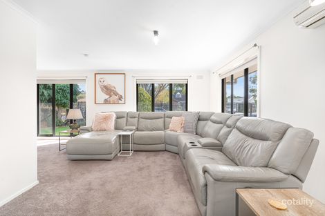 Property photo of 19 Oberon Drive Belmont VIC 3216