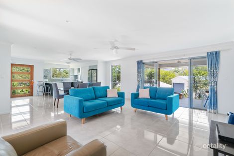 Property photo of 8 Friarbird Place Pomona QLD 4568