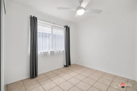 Property photo of 15 Sharpie Street Manly West QLD 4179