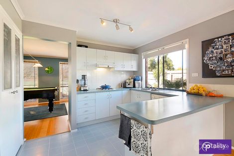 Property photo of 2 Baronet Walk Narre Warren South VIC 3805