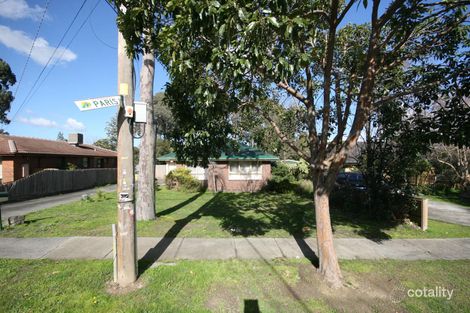 16 Helen Ave, Croydon South, VIC 3136