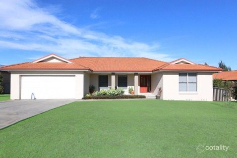 6 Hilltop Cres, Bolwarra Heights, NSW 2320