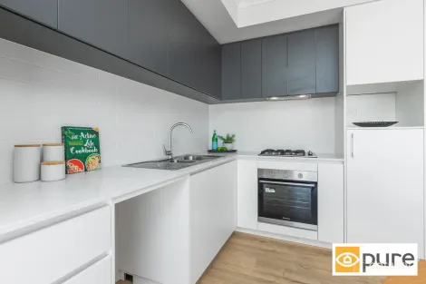 2/16 Monger Rd, Lake Coogee, WA 6166