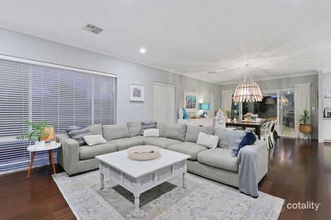 Property photo of 33 Kinsella Avenue Byford WA 6122