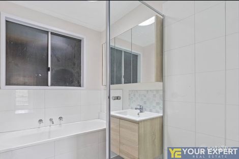 Property photo of 91 Strathavan Drive Berwick VIC 3806