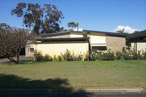 18 Willow Rd, Woodlands, WA 6018