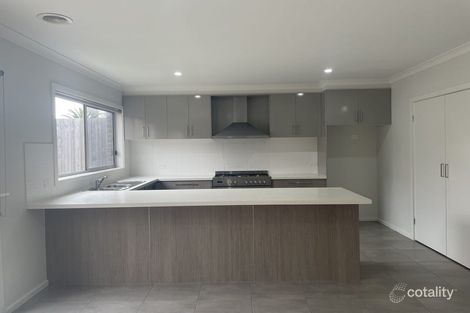 Property photo of 84 Mulquiney Crescent Highton VIC 3216