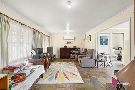 Property photo of 3 Jacaranda Avenue Bradbury NSW 2560