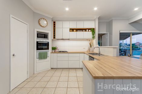 Property photo of 16 Glendevon Turn Kinross WA 6028