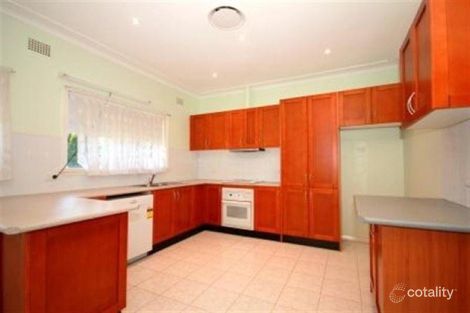 2 Wren St, Condell Park, NSW 2200