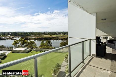 Property photo of 15/12 Tanunda Drive Rivervale WA 6103