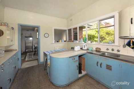 Property photo of 8 Edmonds Avenue Ashwood VIC 3147