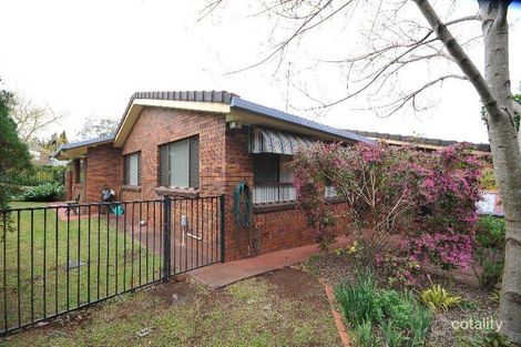 Property photo of 48 Mackenzie Street Mount Lofty QLD 4350