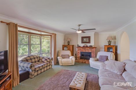 Property photo of 14 Lenaghan Crescent Eleebana NSW 2282
