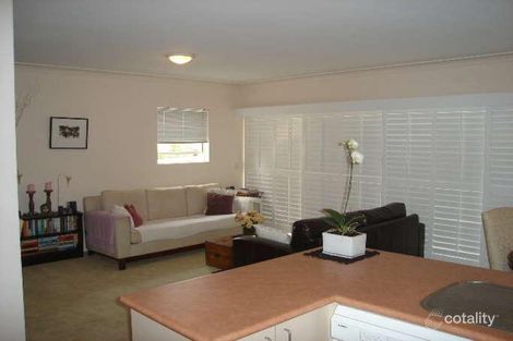 Property photo of 21/96 Norman Crescent Norman Park QLD 4170